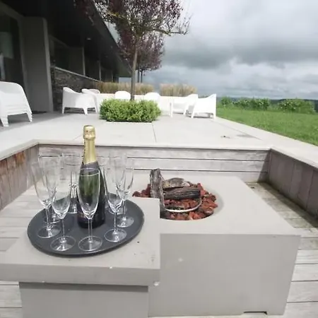 Luxe Met Panoramisch Uitzicht Nisramont Hébergement de vacances *