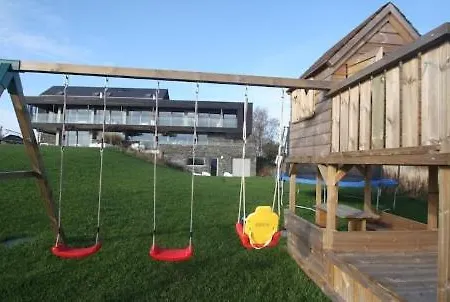 Luxe Met Panoramisch Uitzicht Nisramont *