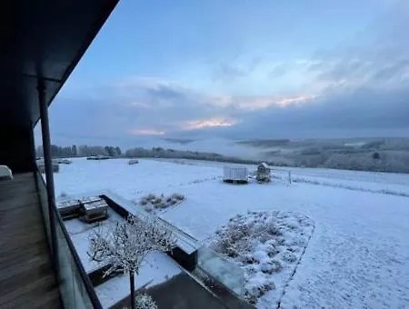 Holiday home Luxe Met Panoramisch Uitzicht Nisramont *