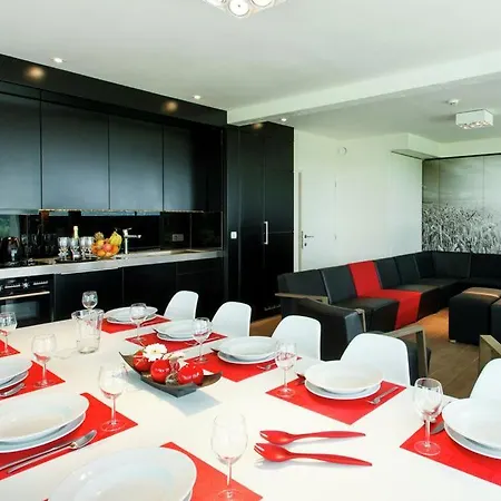 Luxe Met Panoramisch Uitzicht Nisramont *