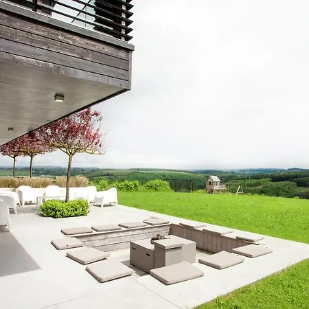 Luxe Met Panoramisch Uitzicht Nisramont بيت للعطل